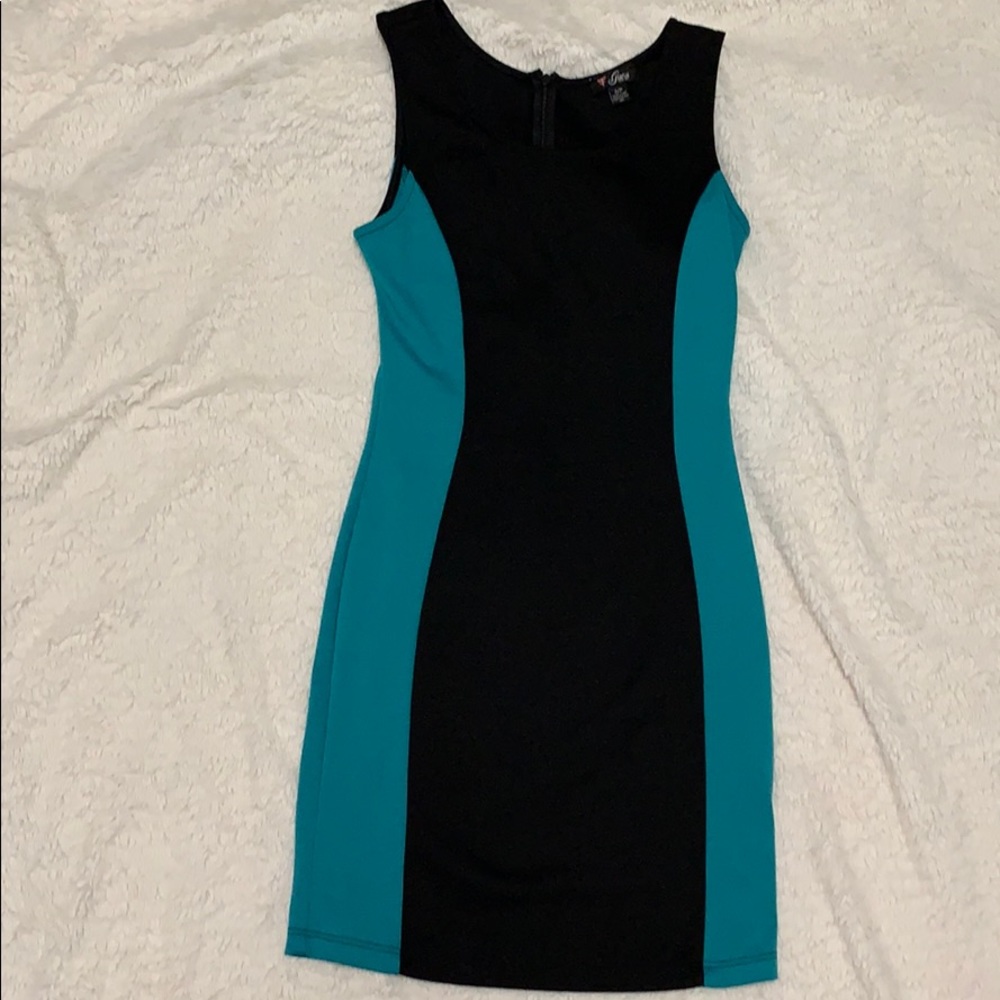 Guess Sleeveless Dress